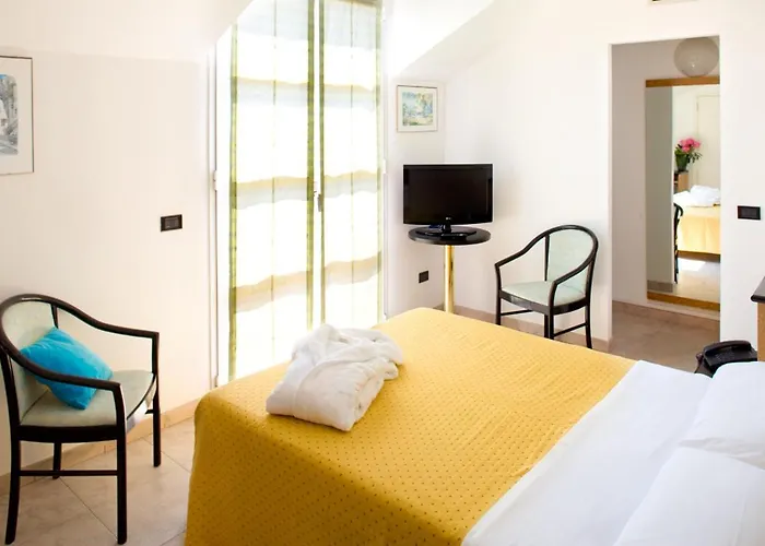 Lamberti 3* ألاسيو